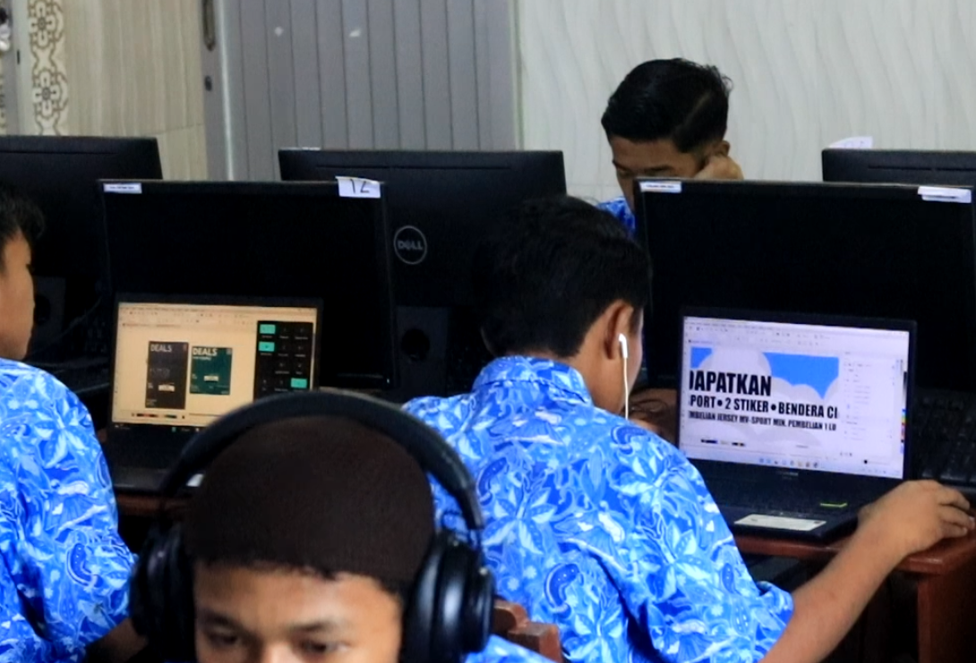 Ruang Belajar & Laboratorium Komputer